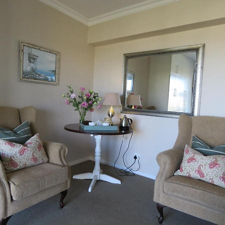 The Beach House Port Alfred Room photo