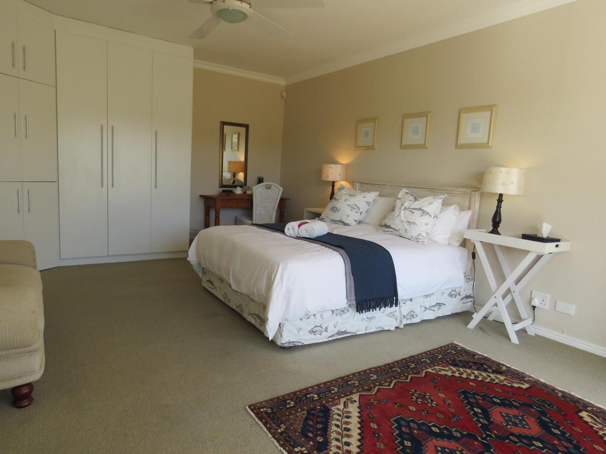 The Beach House Port Alfred Room photo