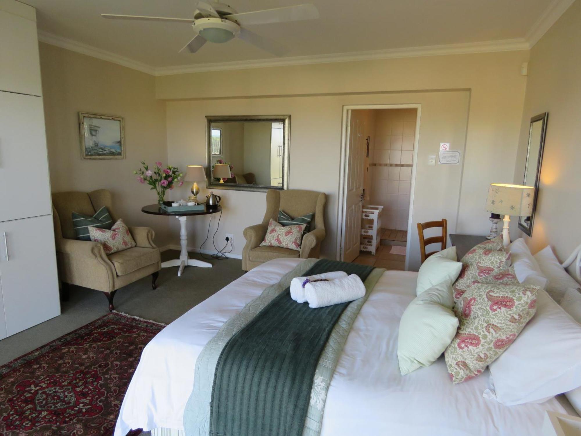The Beach House Port Alfred Room photo