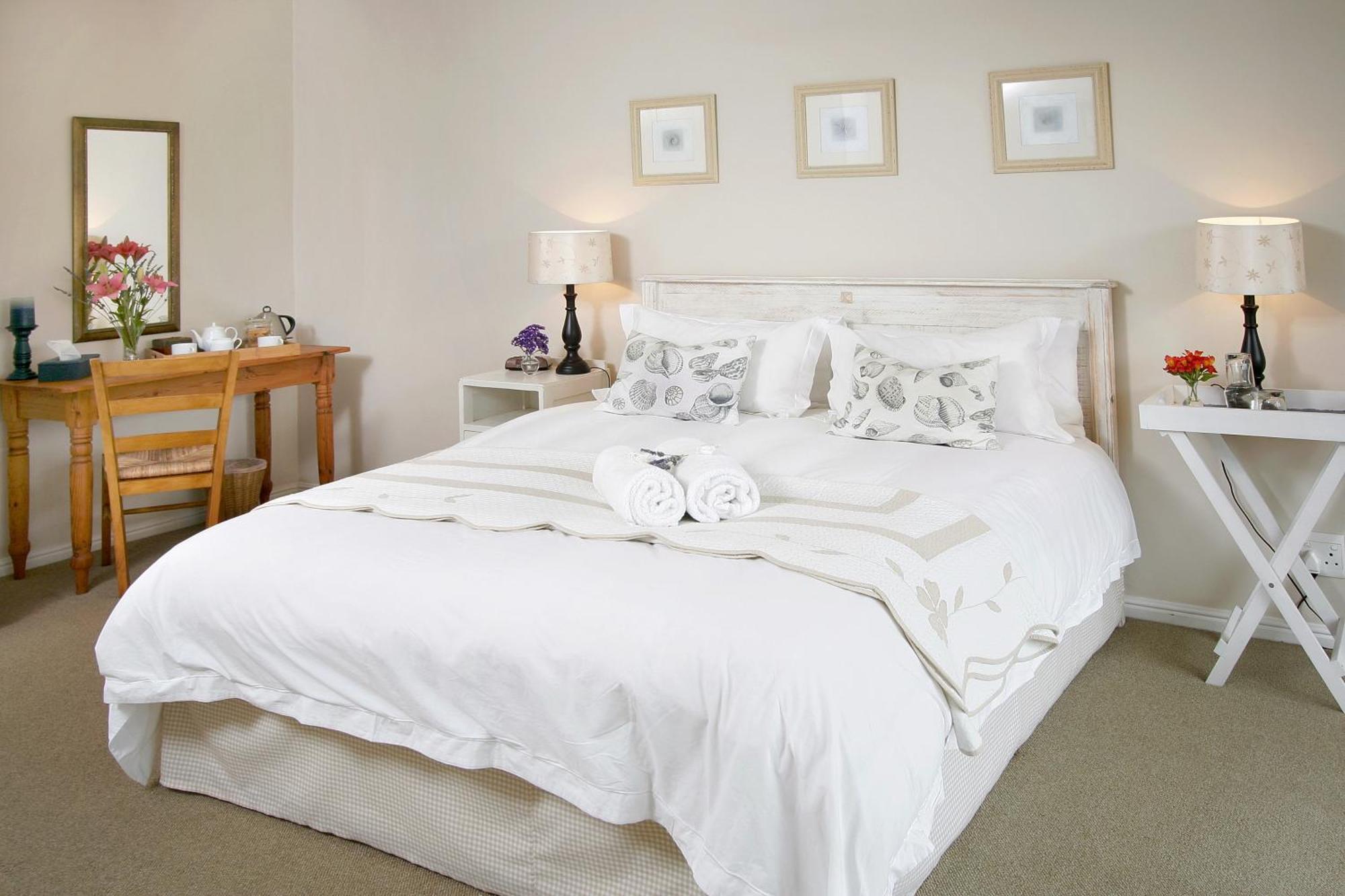 The Beach House Port Alfred Room photo